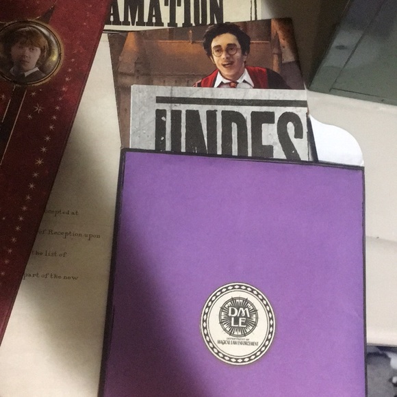 Harry Potter Book and Posters - Picture 5 of 7